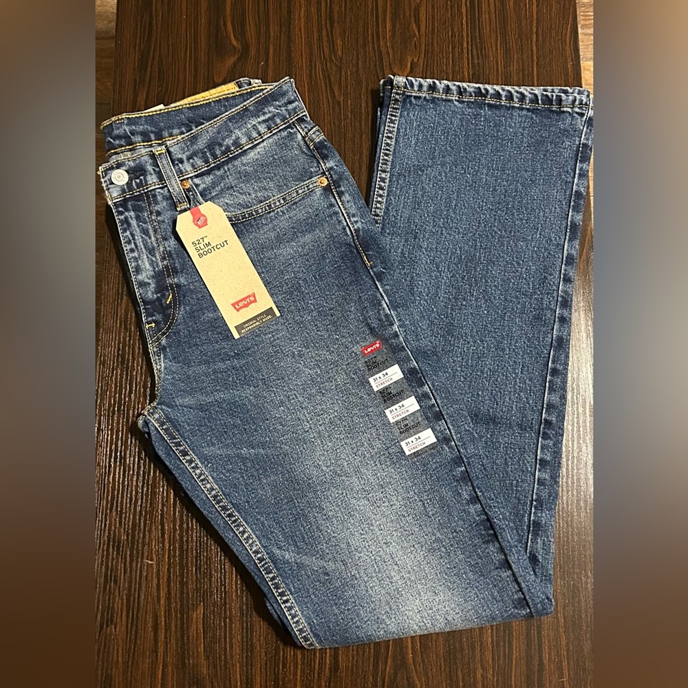 Levi’s | Slim Bootcut | Size : 31/34 | Paid : 69.50 | Asking : 40.00